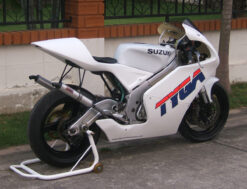 Fairing set race with air duct, Suzuki RGV 250-2092