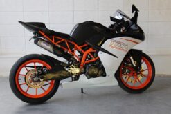 Belly Pan Race/street (GRP painted white), WSS300 TYGA version, KTM RC390-7082