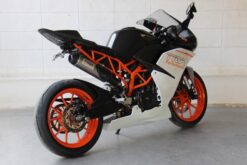 Belly Pan Race/street (GRP painted white), WSS300 TYGA version, KTM RC390-7084