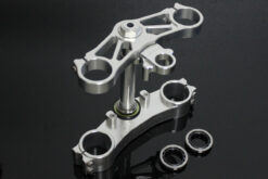 Alternative view of Triple clamp set, CNC silver, CBR1000RR forks to RVF400 NC35