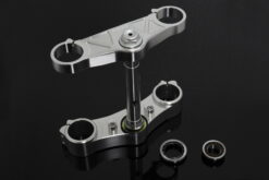 Alternative view of Triple clamp set 3D silver, CBR1000RR to fit RVF400 NC35
