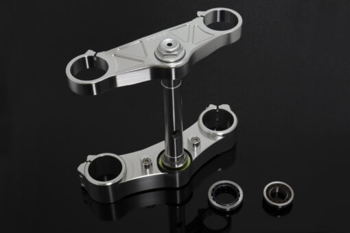 Triple clamp set 3D silver, CBR1000RR to fit RVF400 NC35 - Image 2