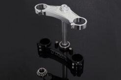 Triple clamp set 3D silver, black lower clamp,  CBR1000RR to fit RVF400 NC35