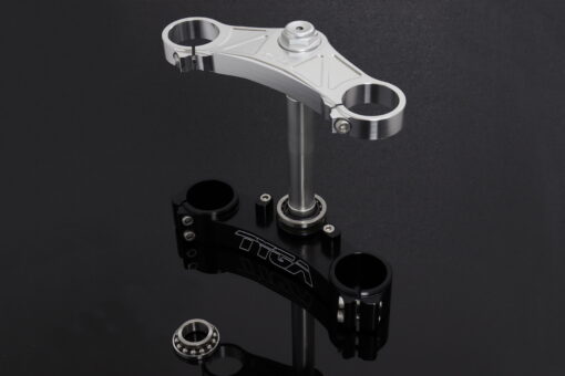 Triple clamp set 3D silver, black lower clamp,  CBR1000RR to fit RVF400 NC35