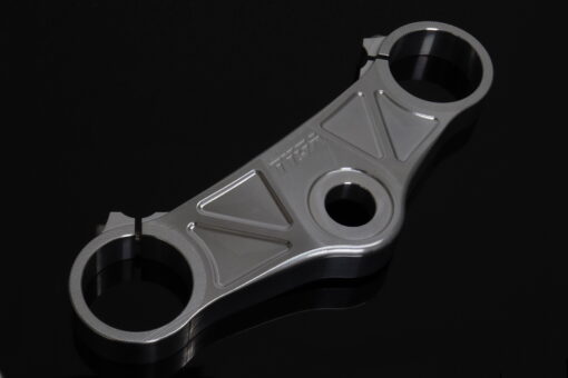 Triple clamp set 3D silver, black lower clamp,  CBR1000RR to fit RVF400 NC35 - Image 3