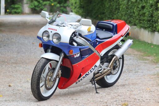 Bodywork Set 3, GRP, Painted RC36-2 RC30 Style, Euro/US Street - Image 4