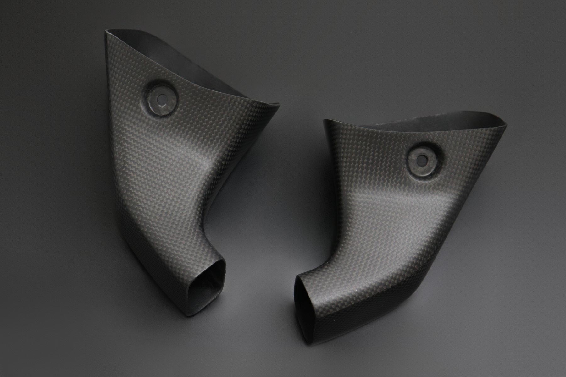 Carbon air ducts pair (satin), Honda RVF750 RC45 - Image 4