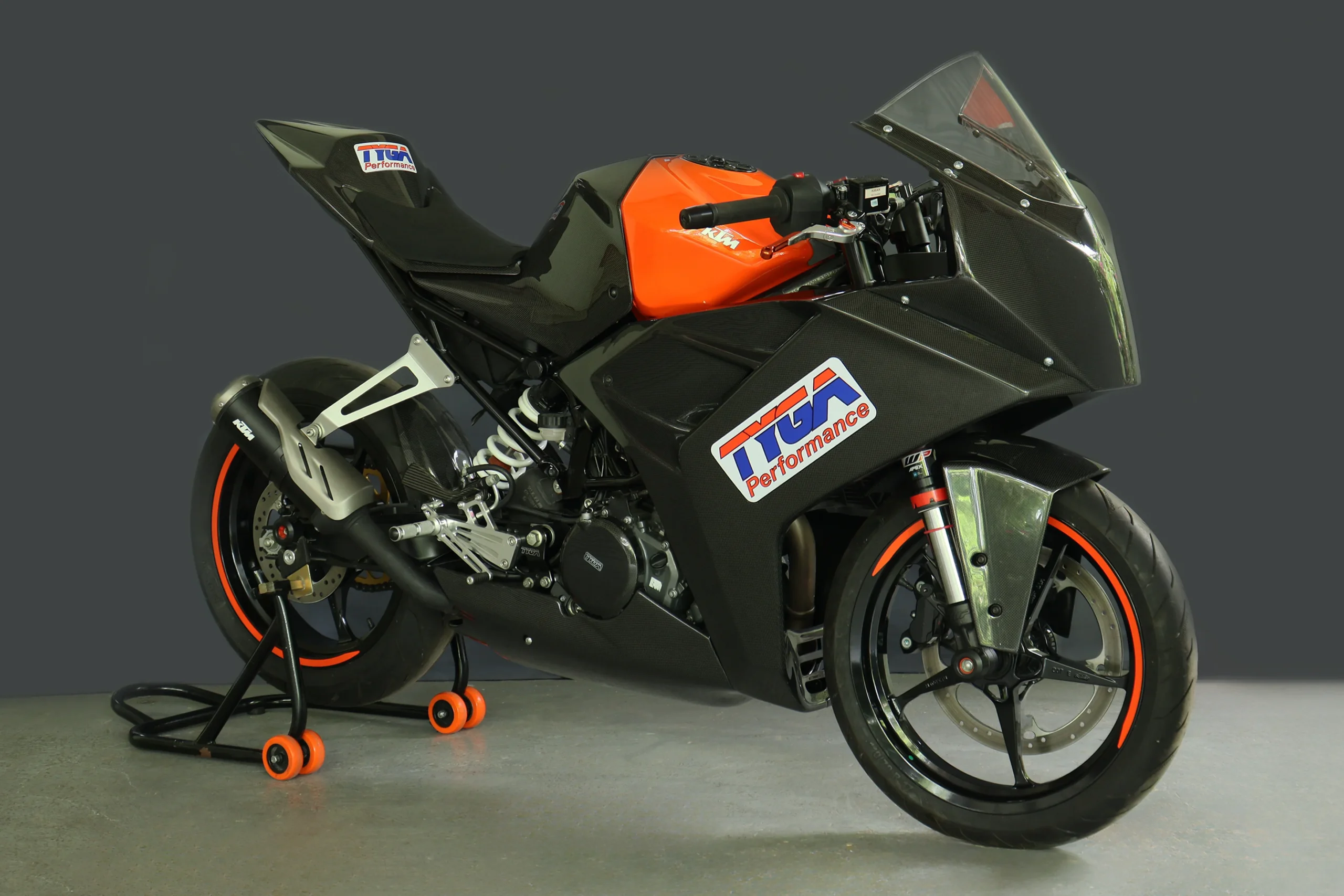 Belly Pan Set, Carbon, Street, KTM RC390 2022-2026 - Image 9